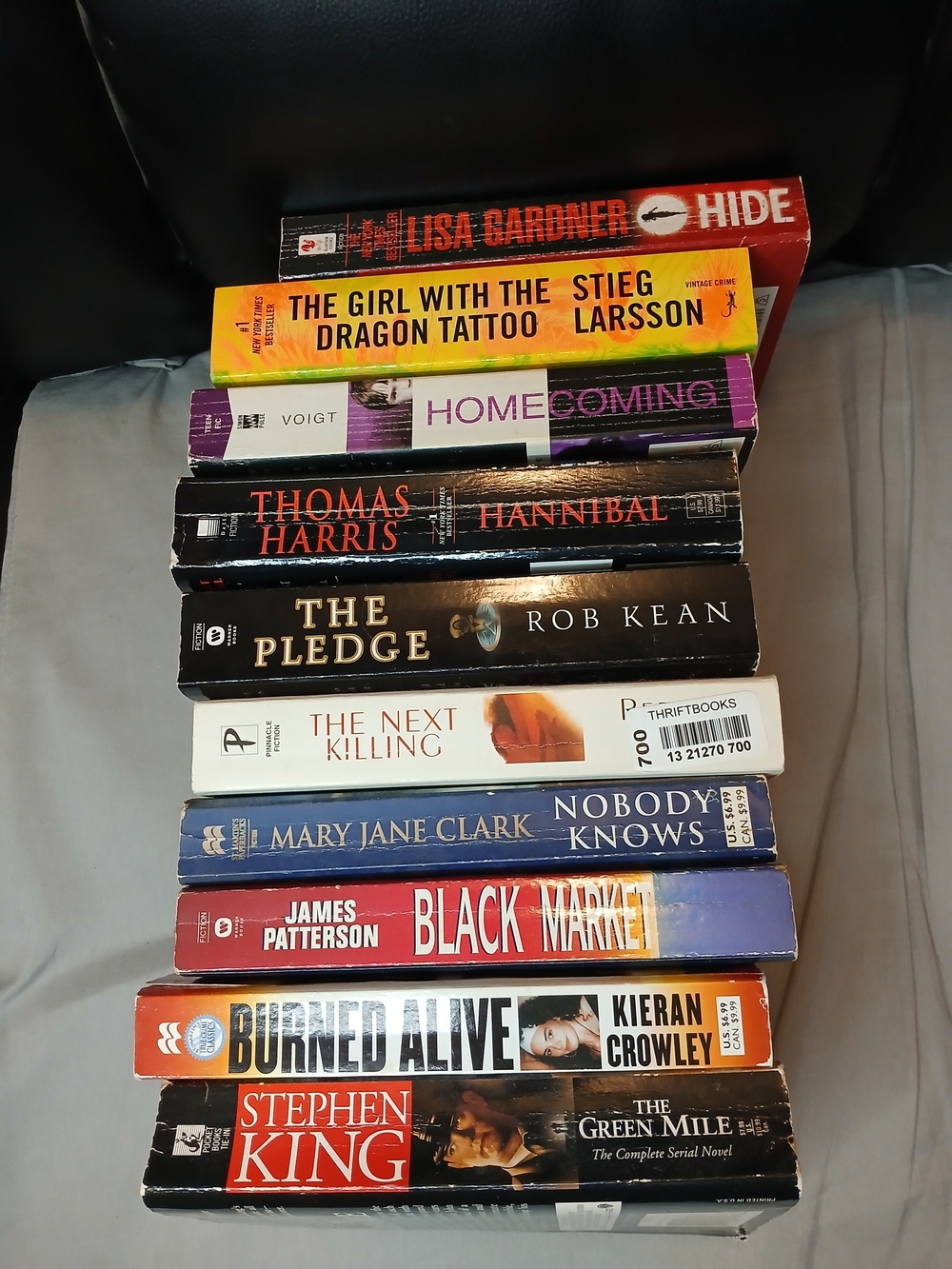 Assorted Thriller & Suspense Paperback Book Lot - Multicolor Spines